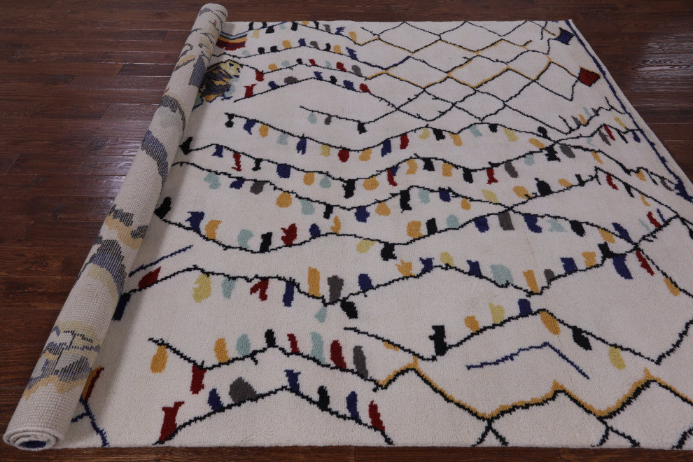 8' 0" X 9' 10" Moroccan Handmade Wool Rug Q9276