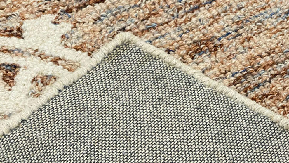 5" x 7" Tan and Cream Medallion Motif Area Rug