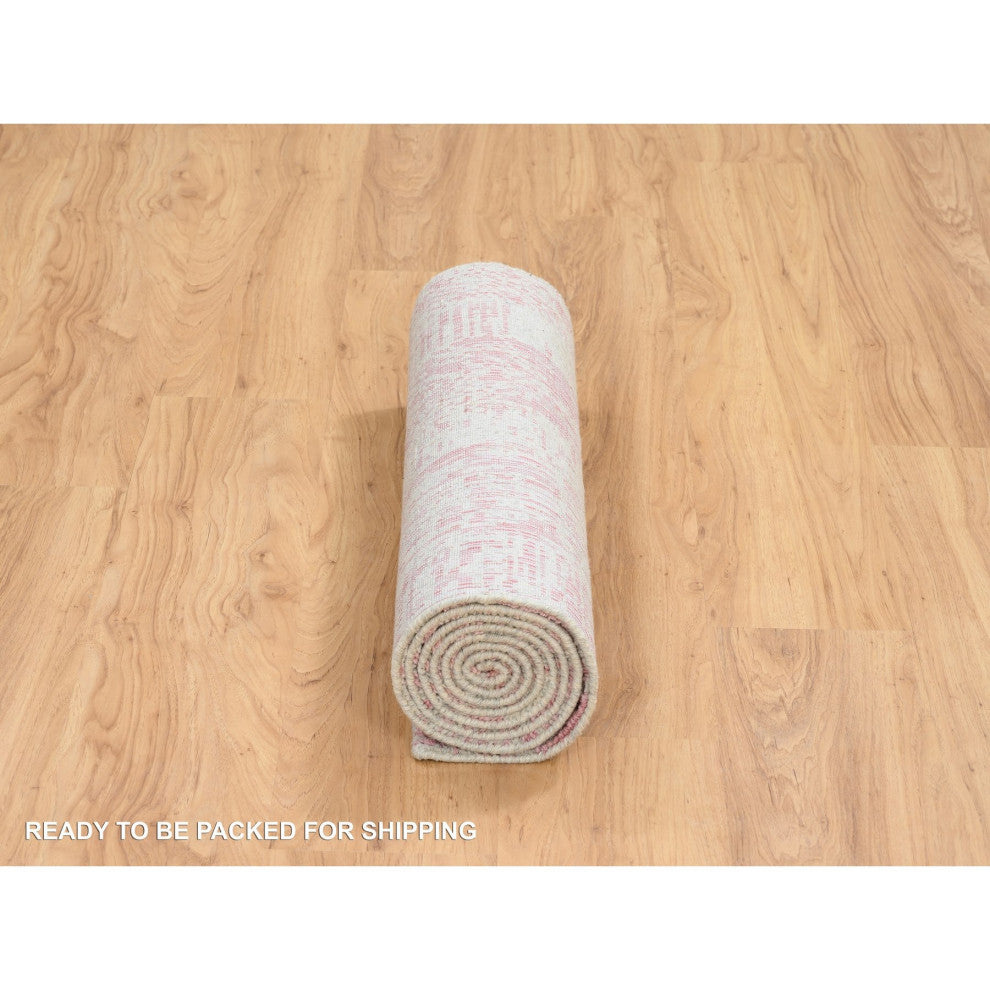 Rose Pink, Jacquard Hand Loomed, Wool and Art Silk, Runner Rug, 2'6"x8'0"