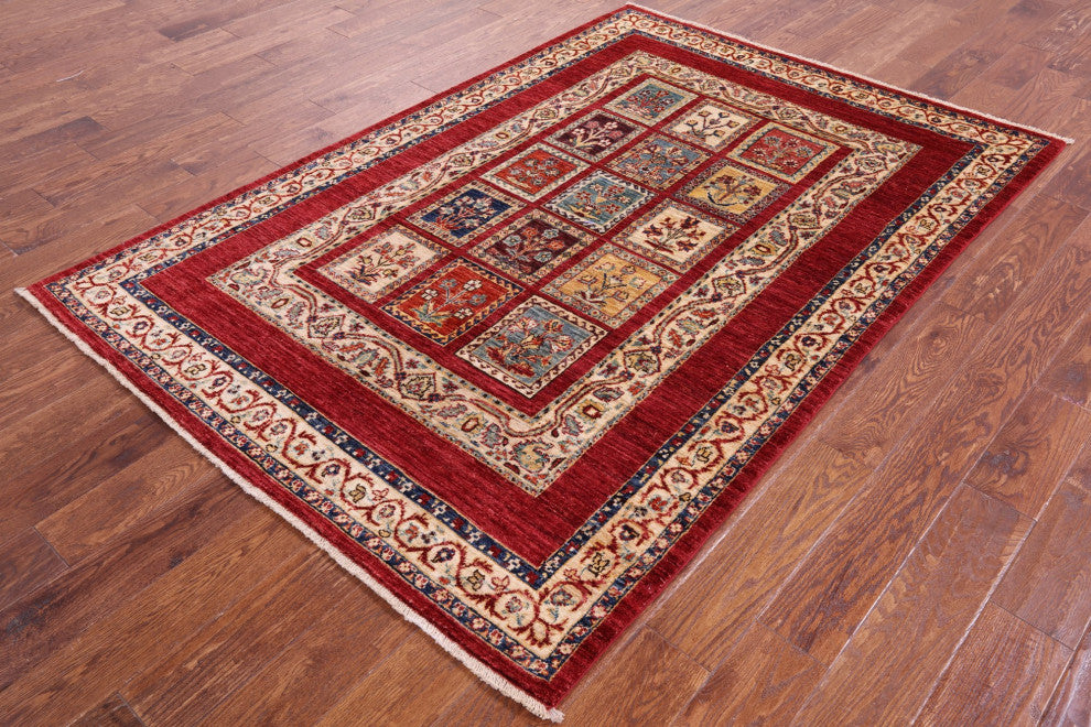 4' 10" X 7' 2" Persian Garden Design Hand-Knotted Wool Rug Q10666