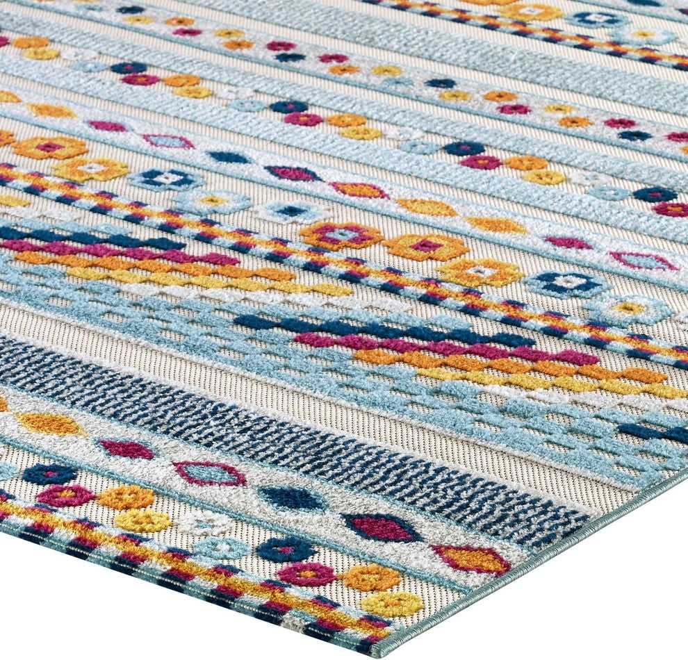 Vintage Abstract Geometric Lattice 5x8 Indoor and Outdoor Area Rug