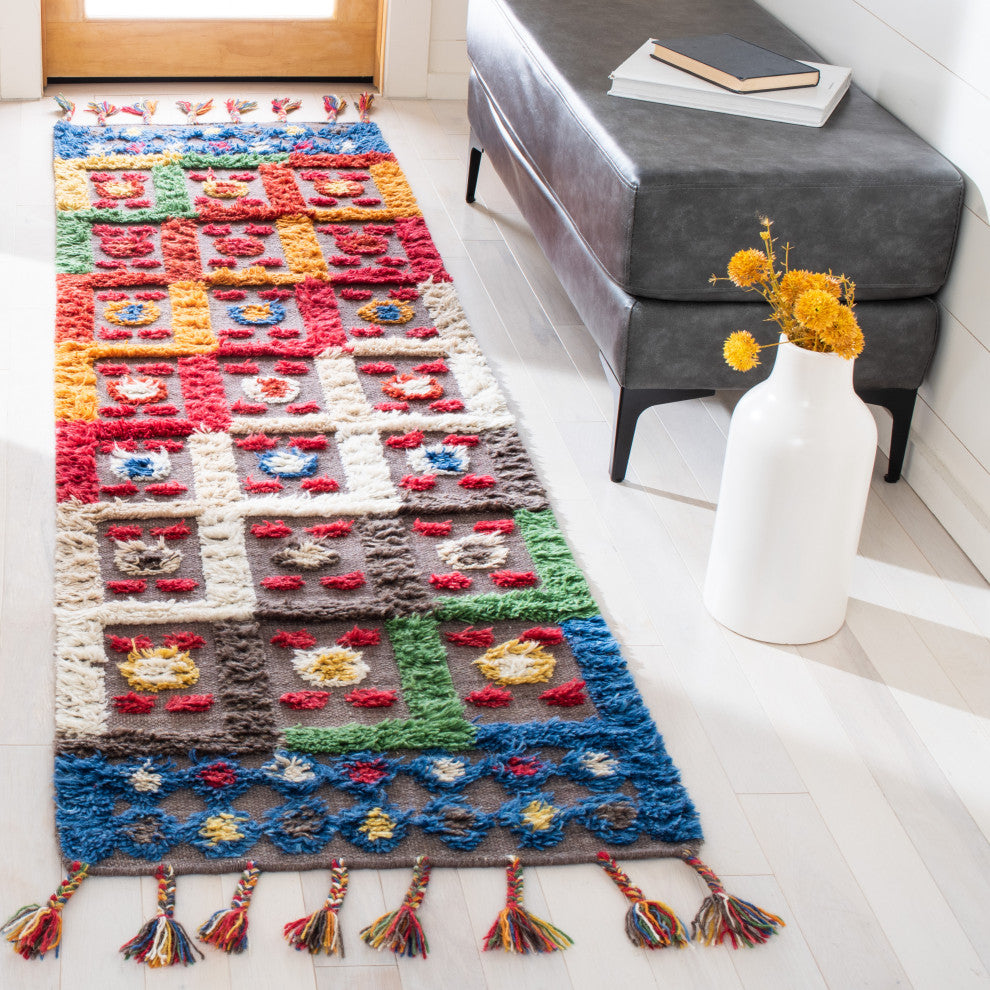 Safavieh Casablanca Collection CSB576N Rug, Blue/Green, 2'3" X 8'