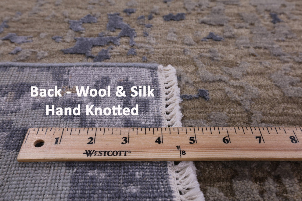 8' 1" X 10' 3" Contemporary Hand Knotted Wool and Silk Rug Q4771