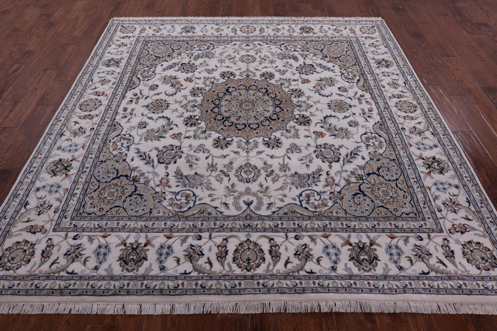 8' Square Wool and Silk Persian Nain Handmade Rug Q9303