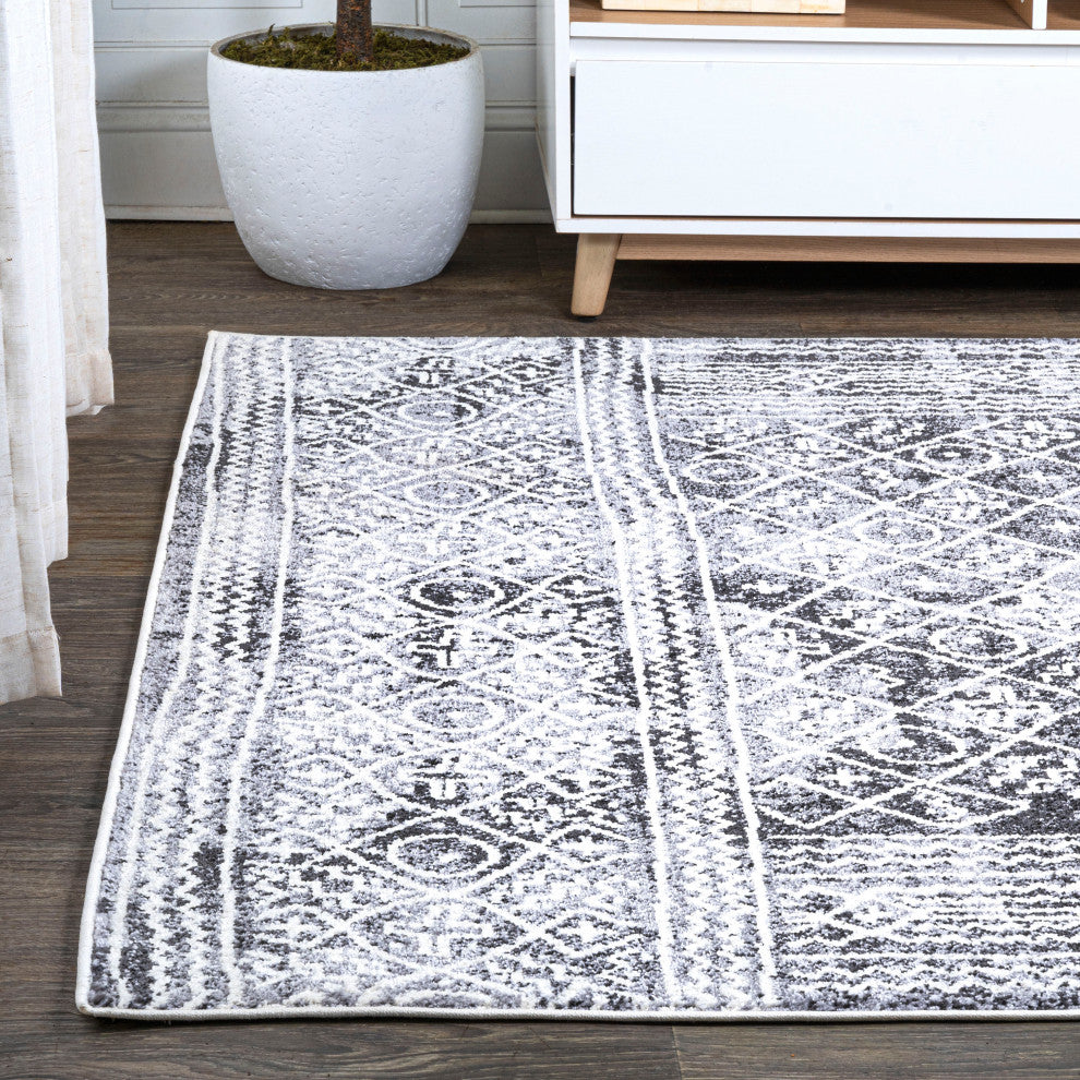 Iften Moroccan Geometric Distressed Ivory/Black 8'x10' Area Rug