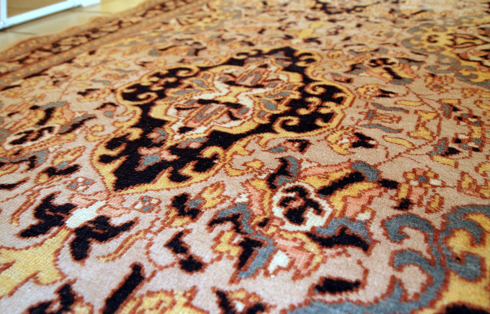 Handmade vintage Pakistani Lahore rug 3,1' x 5' ( 95cm x 154cm ) 1970