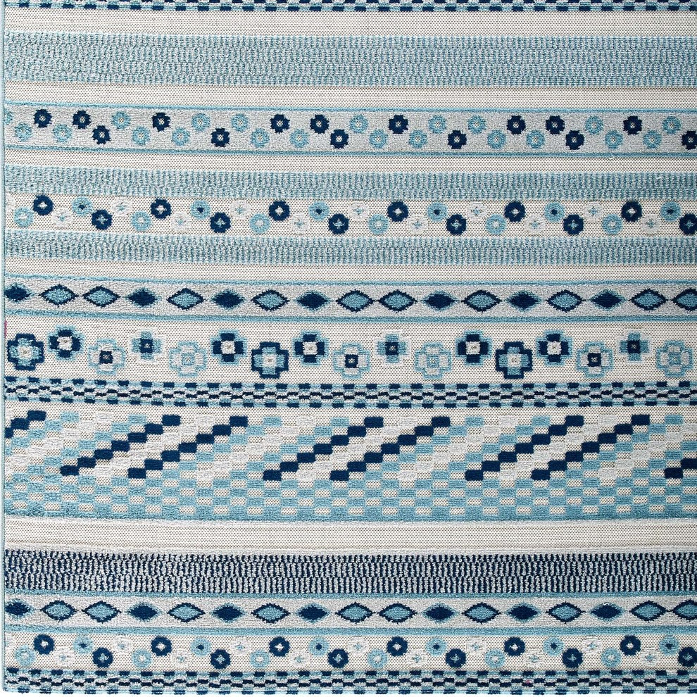 Vintage Abstract Geometric Lattice 5x8 Indoor and Outdoor Area Rug