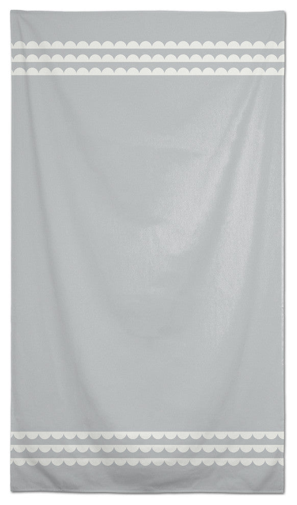 Scalloped Border Gray White 2 58x102 Tablecloth