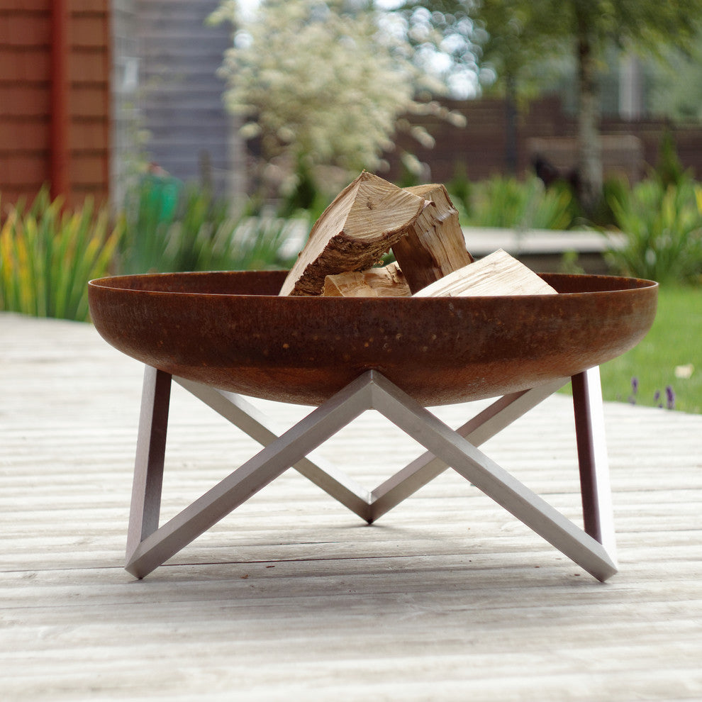 Memel Modern Outdoor Patio Rust and Stainless Steel Fire Pit, Large 31