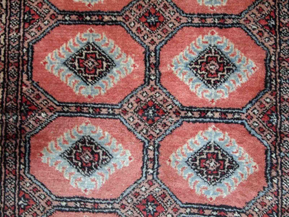 Handmade vintage Uzbek Bukhara rug 2.6' x 3.8' (81cm x 118cm) 1960s