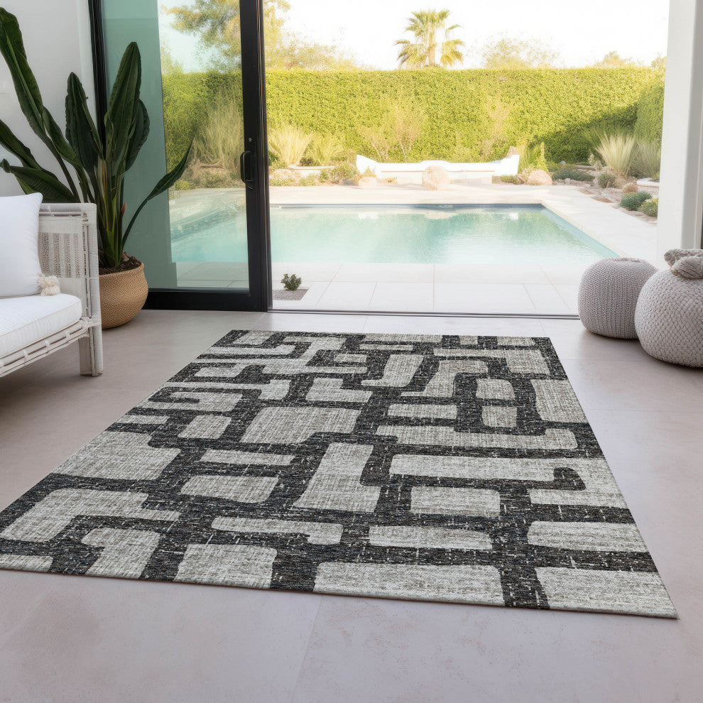 Indoor/Outdoor Sedona SN4 Pebble Machine Washable 8' x 10' Rug