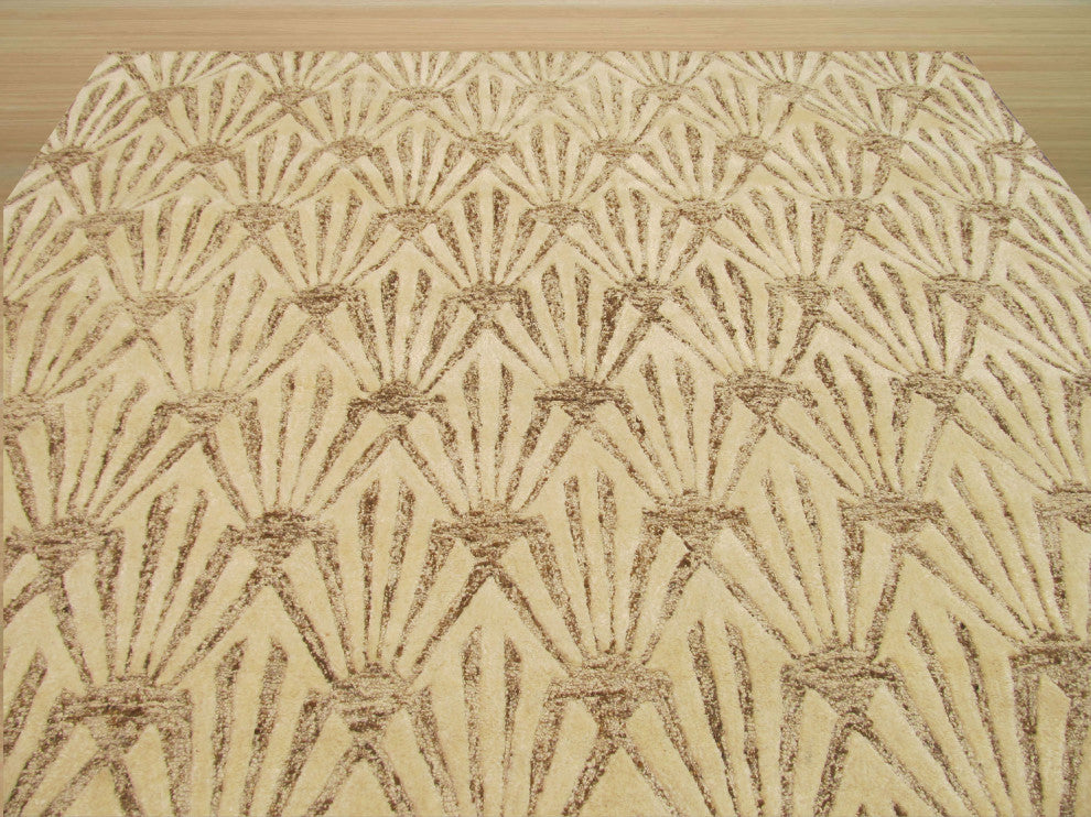 Hand-Tufted Wool and Viscose Ibory Transitional Trellis Montego Rug, 8'9x11'9