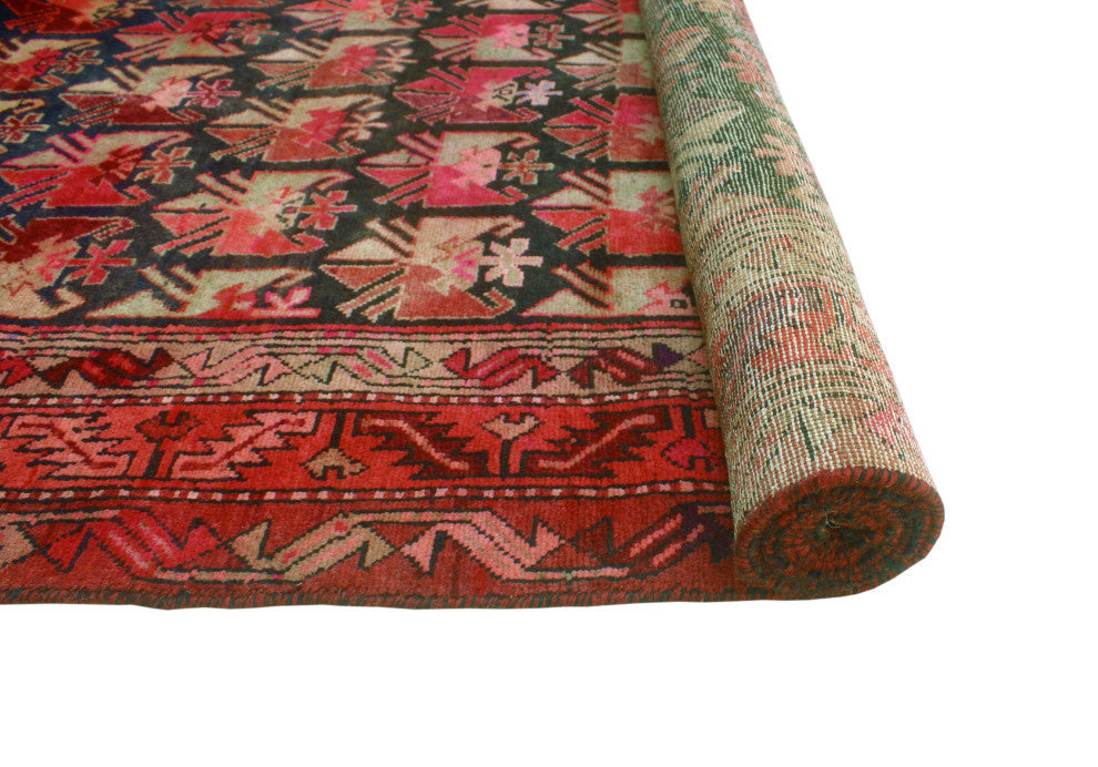 Fine Vintage Distressed Geralynn Charcoal/Pink Runner, 4'2x10'4