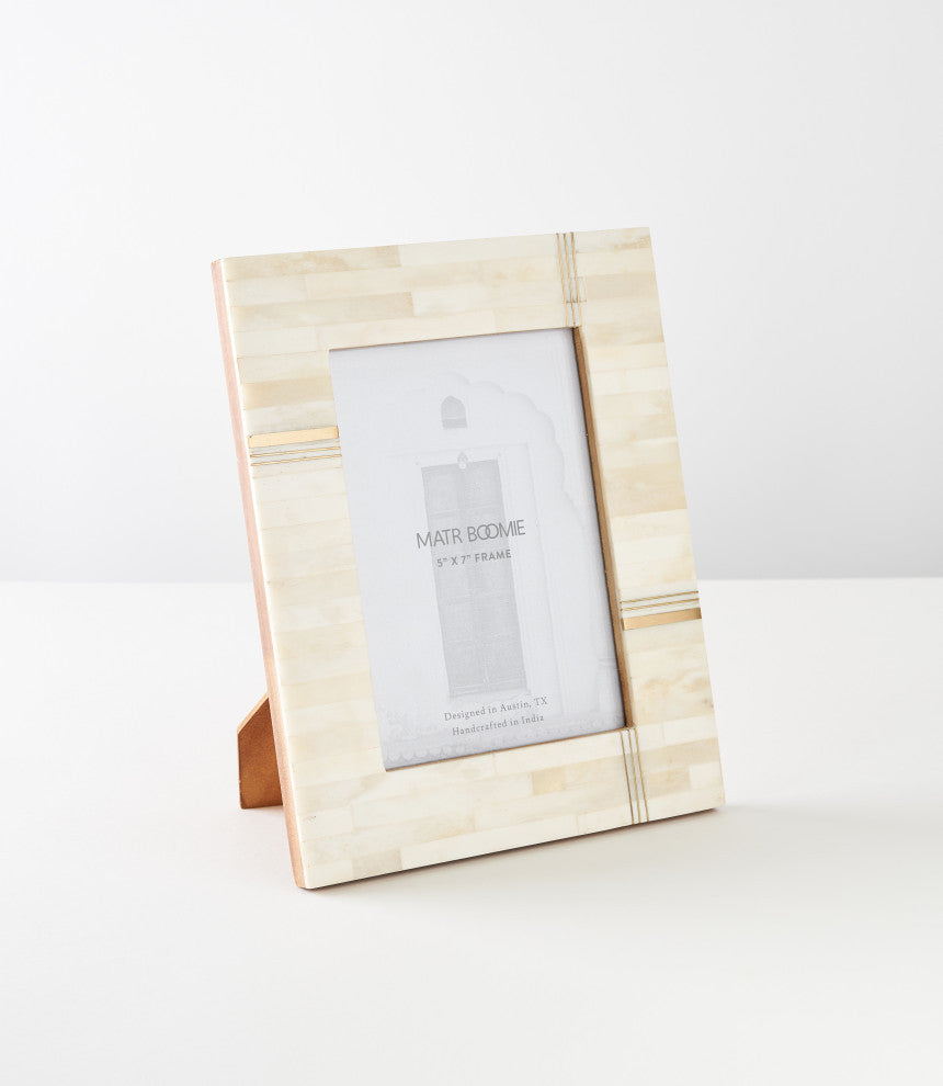 Mukhendu 5"x7" Cream Picture Frame Carved Bone, Brass Bar