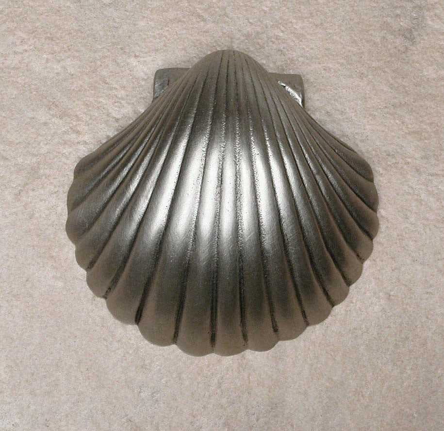 Scallop Shell Bin Pull, Antique Bronze