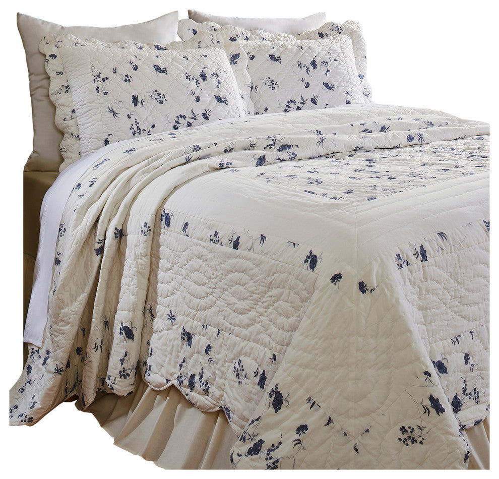 Petal Twin Quilt Set