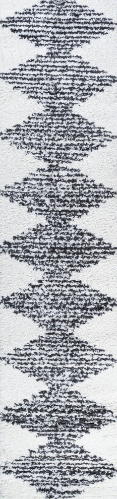 Elm Diamond Stripe Geometric Shag, White/Black, 2 X 10