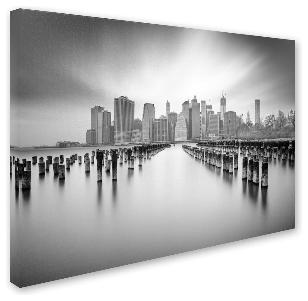 'NYC 1' Canvas Art by Moises Levy