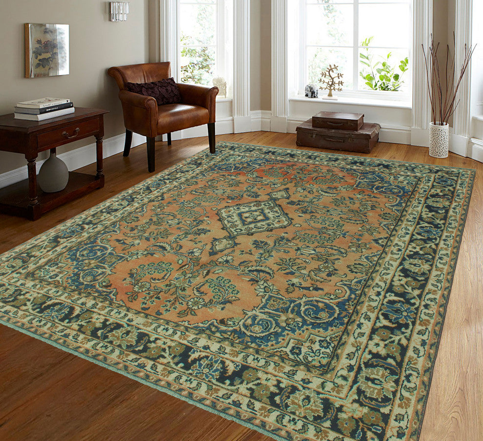 Semi-Antique Villads Rust/Ivory Rug, 6'9x9'3