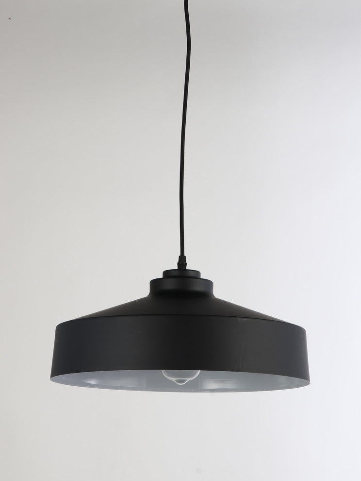 Beaut 1 Light Pendant, Black, 16"x16"