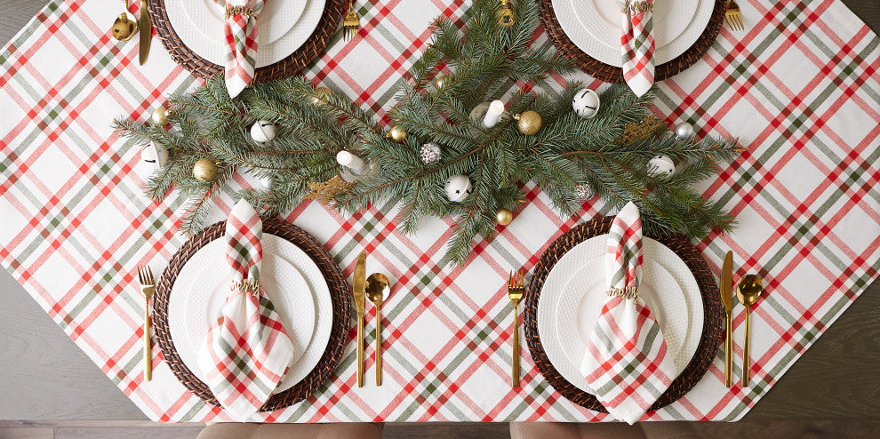 DII Kitchen & Tabletop Jolly Tree Collection Tablecloth 70"