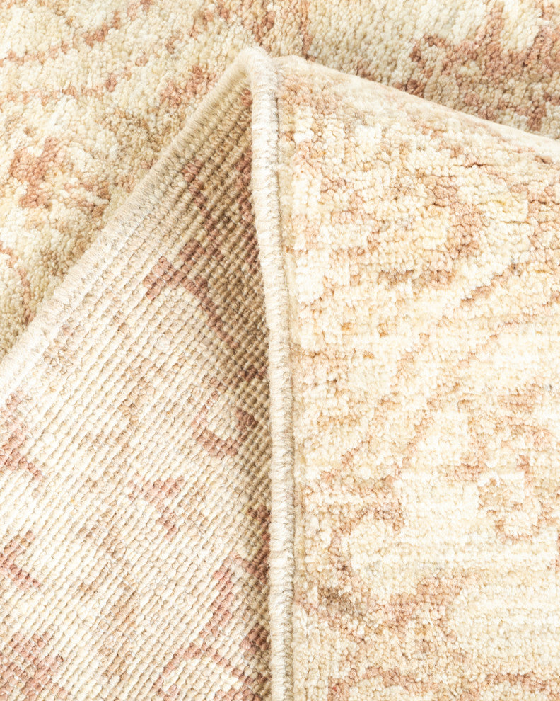 Eclectic, One-of-a-Kind Hand-Knotted Area Rug Ivory, 4'1"x6'3"