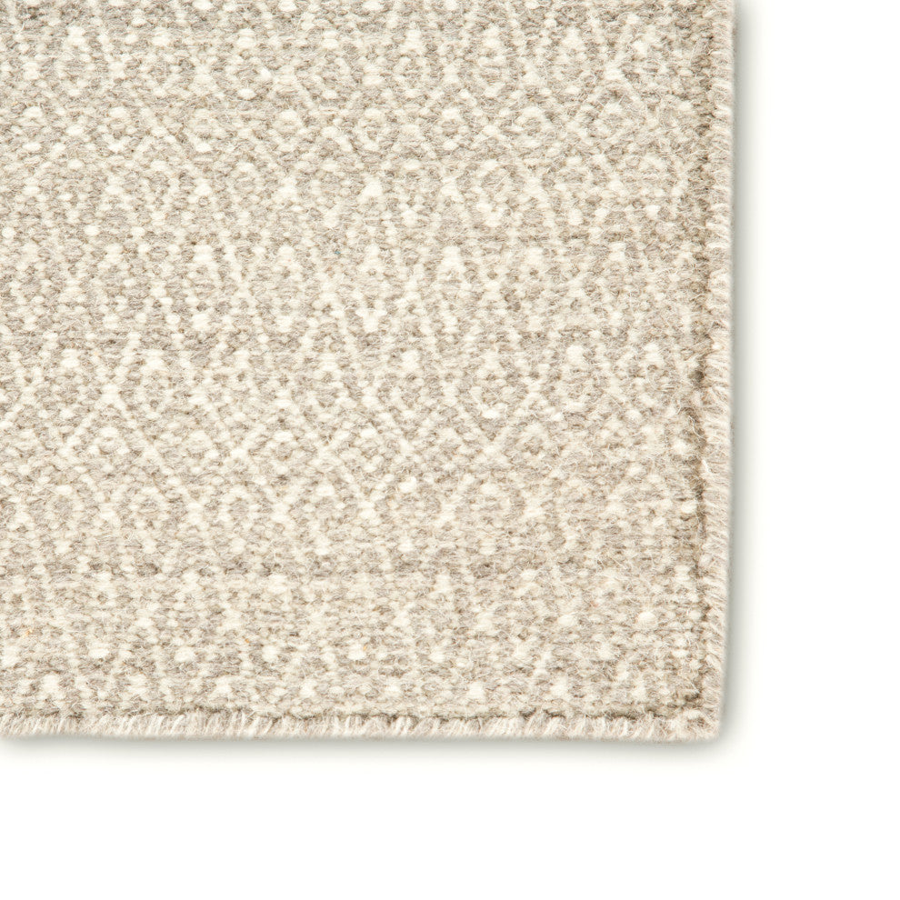 Jaipur Living Eulalia Handmade Geometric Light Gray/ Ivory Area Rug, 7'10"x9'10"