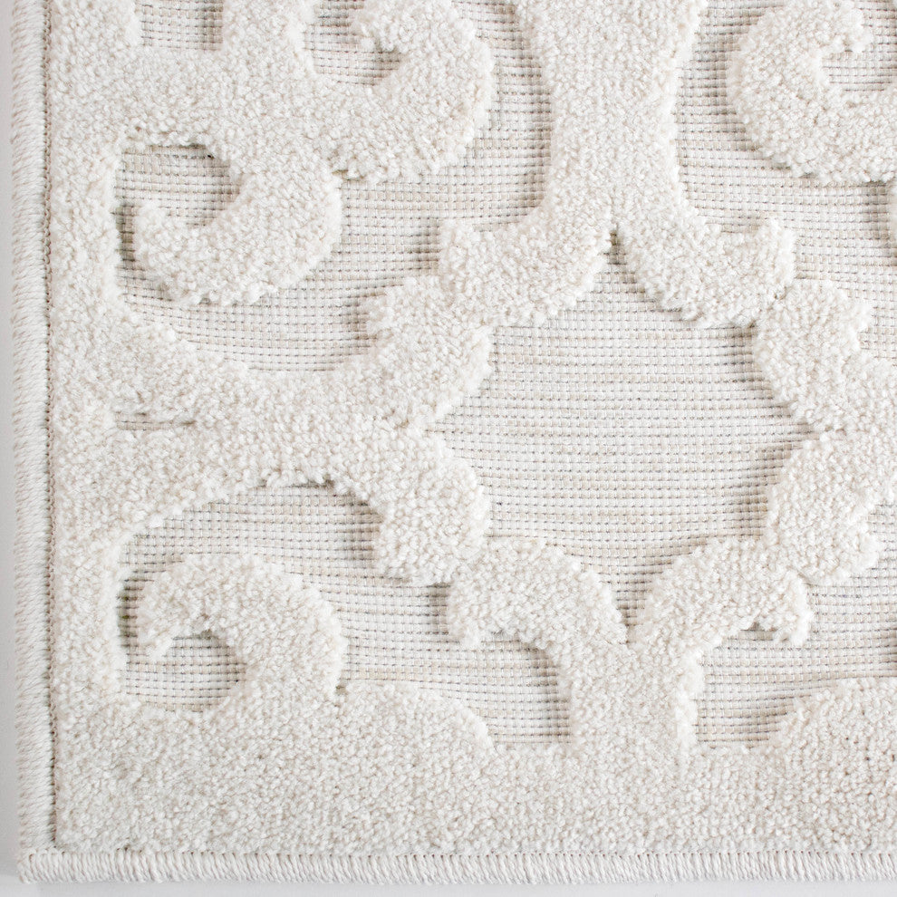 Orian Boucle Indoor/Outdoor Seaborn High-Low Area Rug, Ivory, 5'2"x7'6"