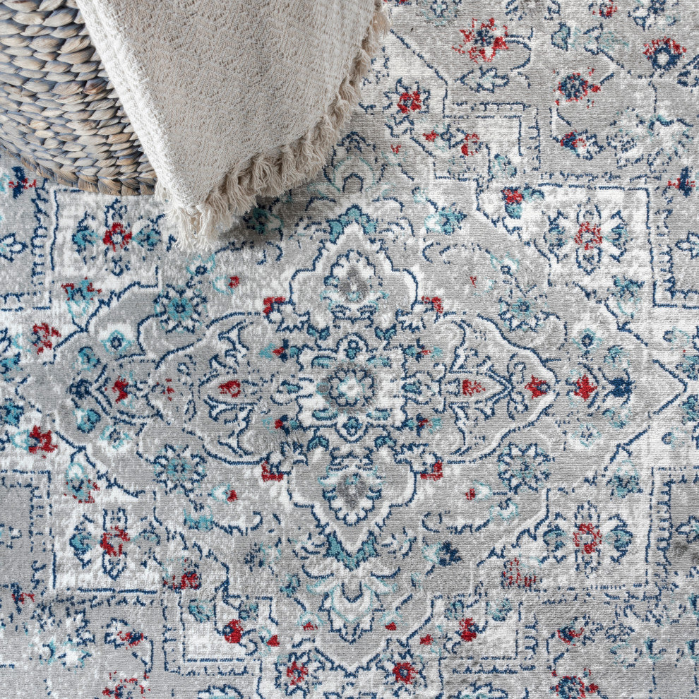 Modern Persian Vintage Medallion Light Grey/ Multi 5' x 8' Area Rug