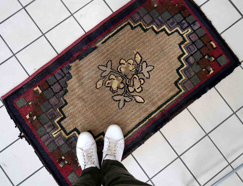Handmade Antique American Hooked Rug 2.1'x4', 67cmx122cm, 1880s