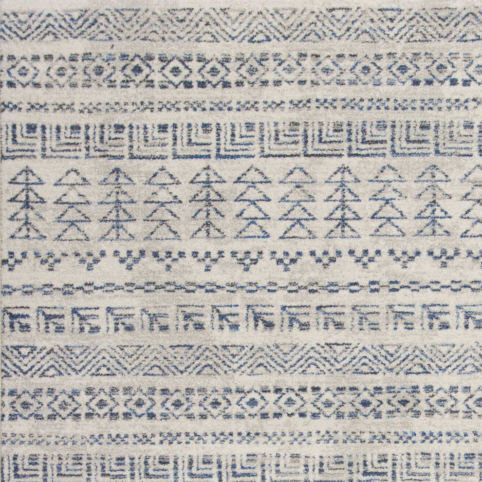 HomeRoots 5'x8' Ivory Machine Woven Bohemian Tribal Indoor Area Rug