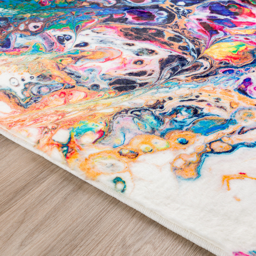 Kikiamo KK1 Carnival 2'3" x 7'6" Runner Rug