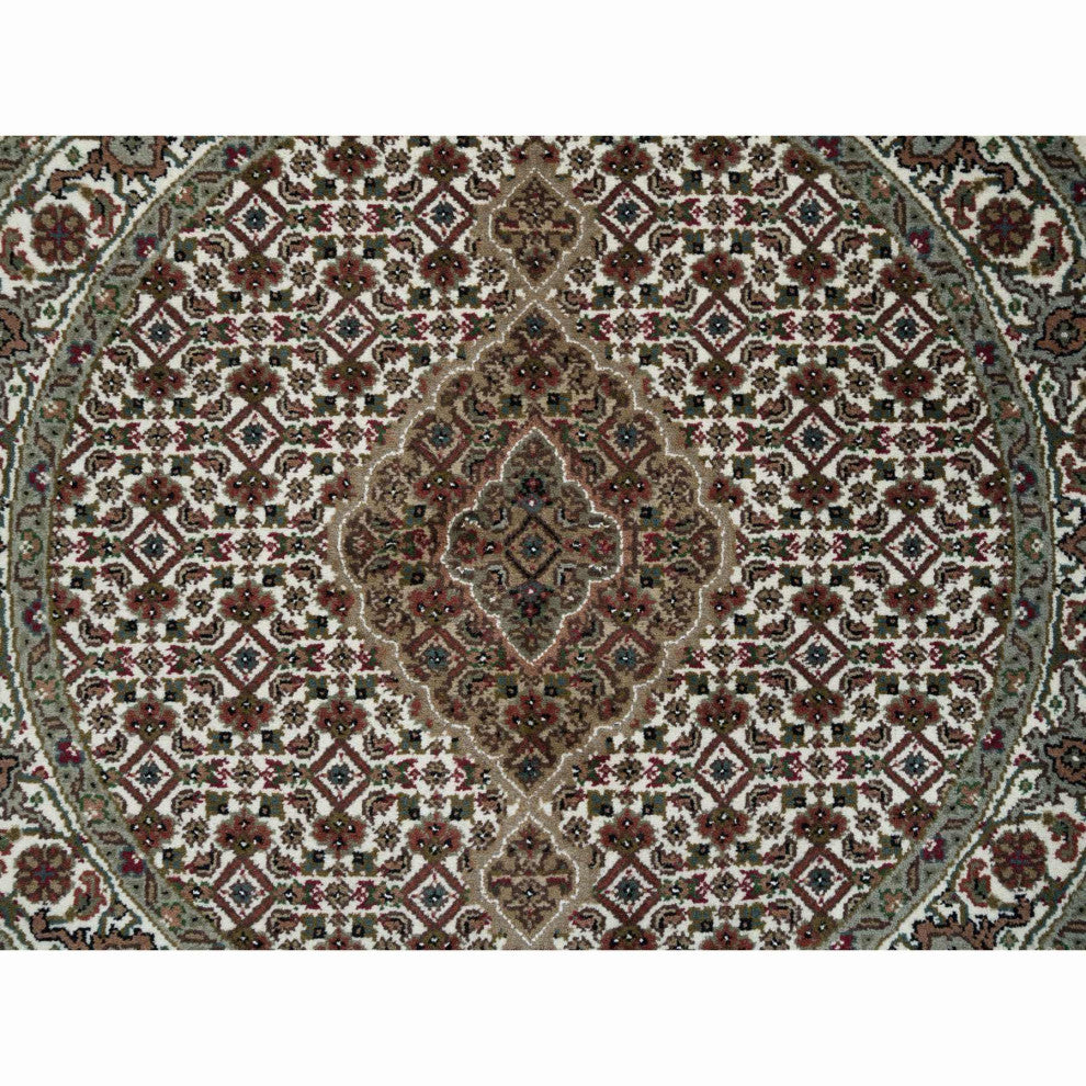 Porcelain White 175 KPSI Organic Wool Hand Knotted Tabriz Round Rug, 3'4"x3'4"