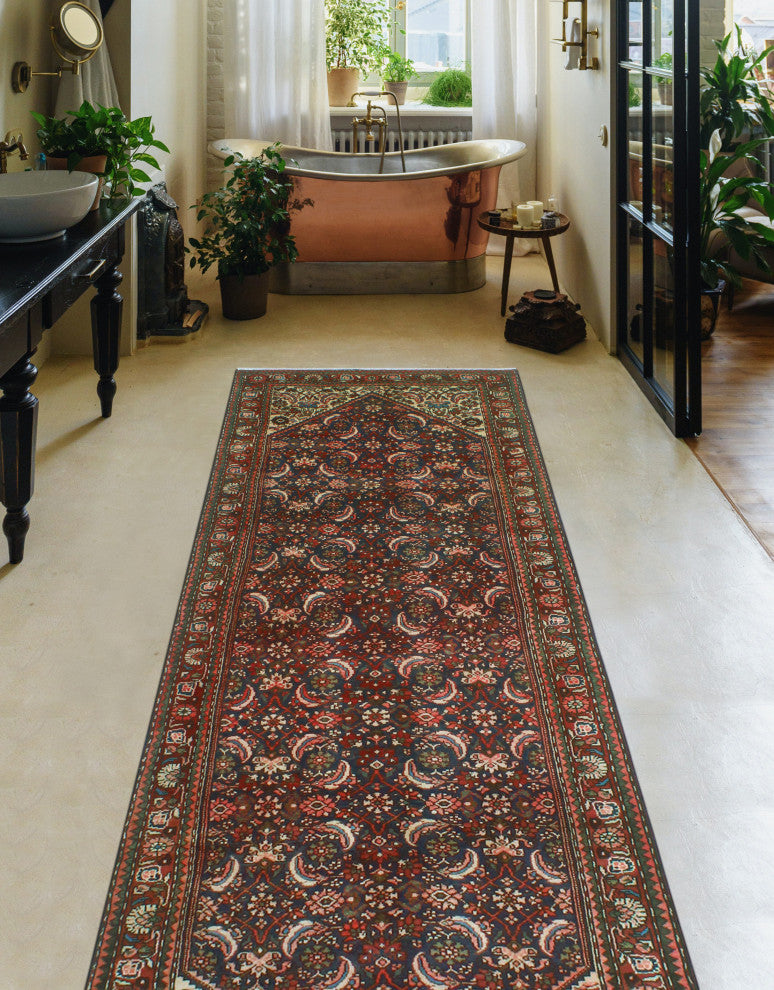 Fine Vintage Distressed Martha Navy/Red Runner, 3'6 x 9'6