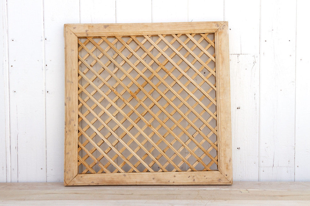Daoli Rustic Wood Lattice Window