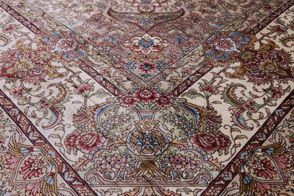 6' 0" X 9' 0'' Hand Knotted 100% Silk High End Persian Rug - Q4806