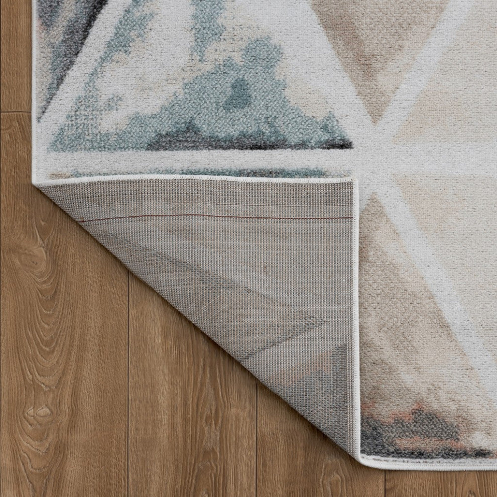 5' x 7' Ivory Watercolored Prism Area Rug