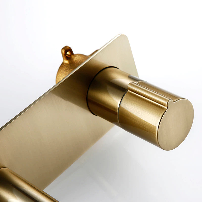 Wasser™ Wall Mounted Bathroom Faucet