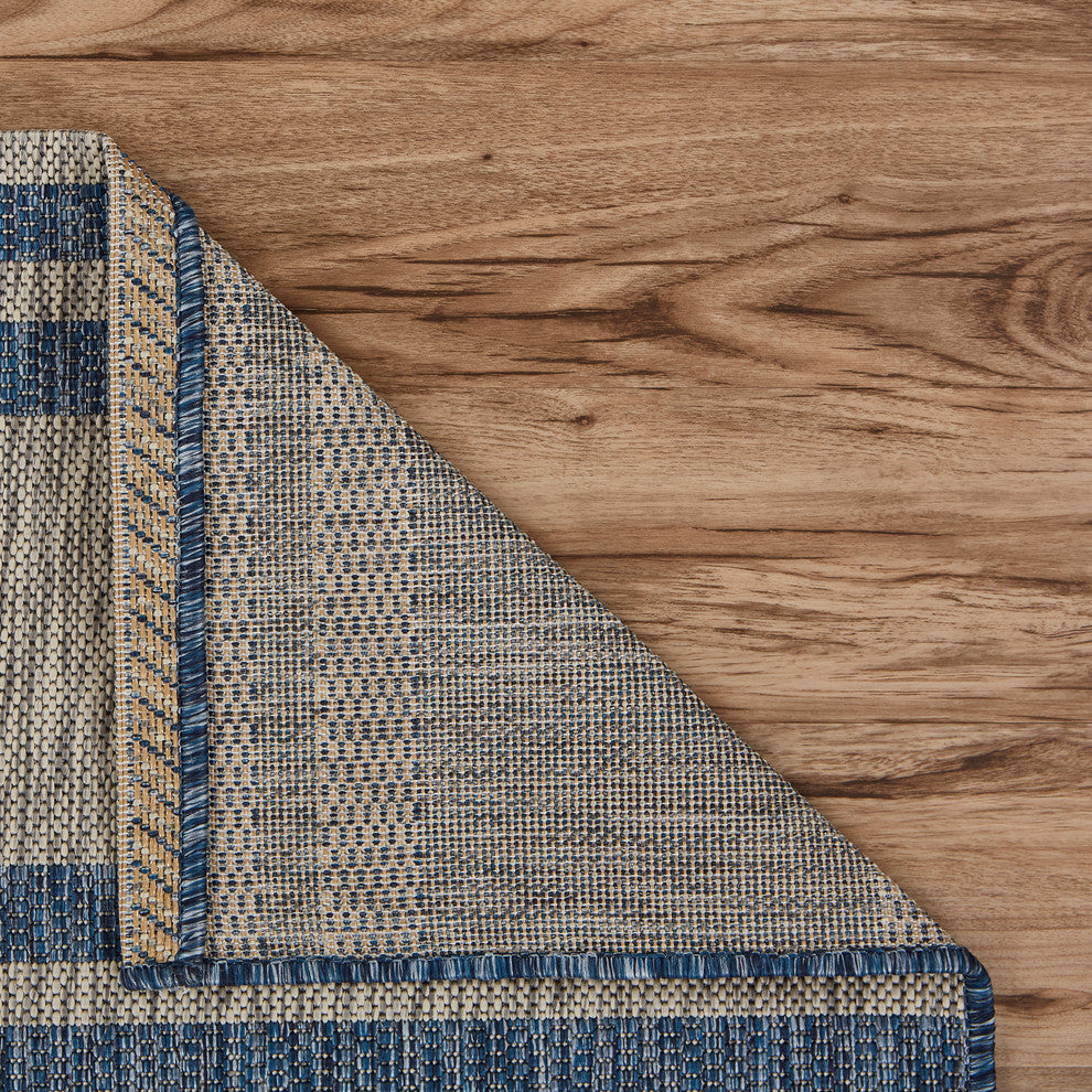 Nautical Helm Area Rug, 5'x7'