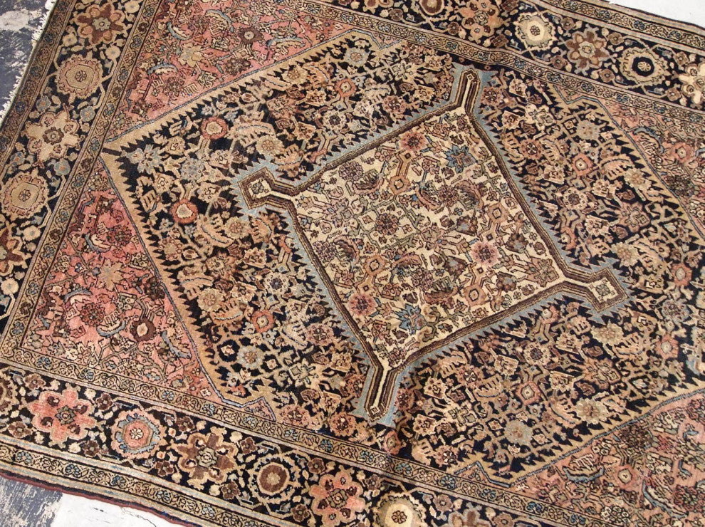 Handmade antique Persian Sarouk Farahan rug 3.4' x 5.3' (103cm x 161cm) 1880s