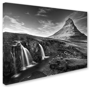 Maciej Duczynski 'Iceland 92' Canvas Art, 35" x 47"