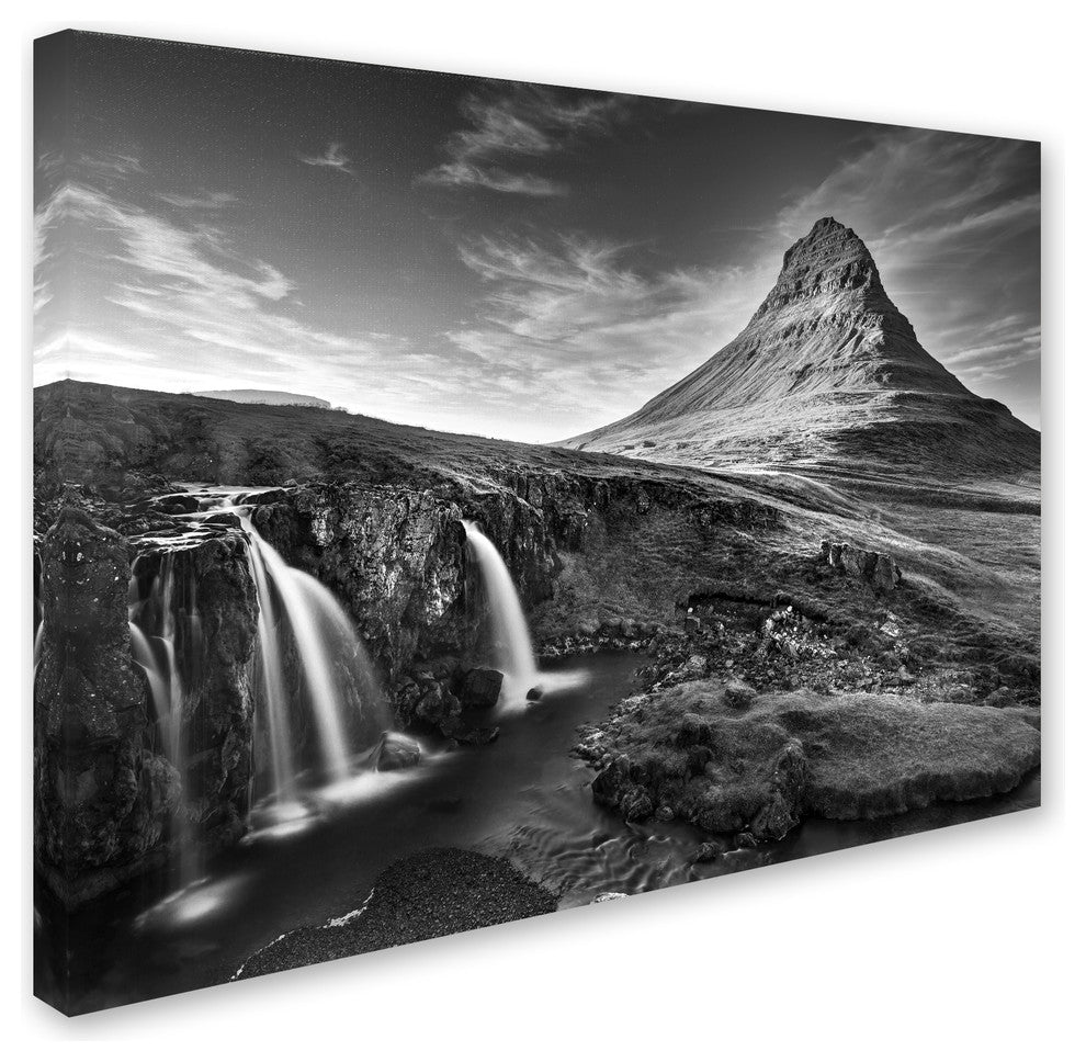 Maciej Duczynski 'Iceland 92' Canvas Art, 35" x 47"