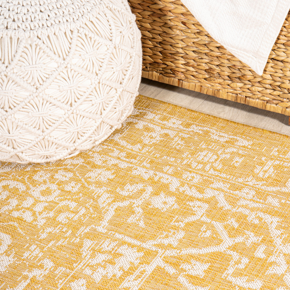 Malta Boho Medallion Textured Weave Indoor/Outdoor, Yellow/Cream, 5' Square