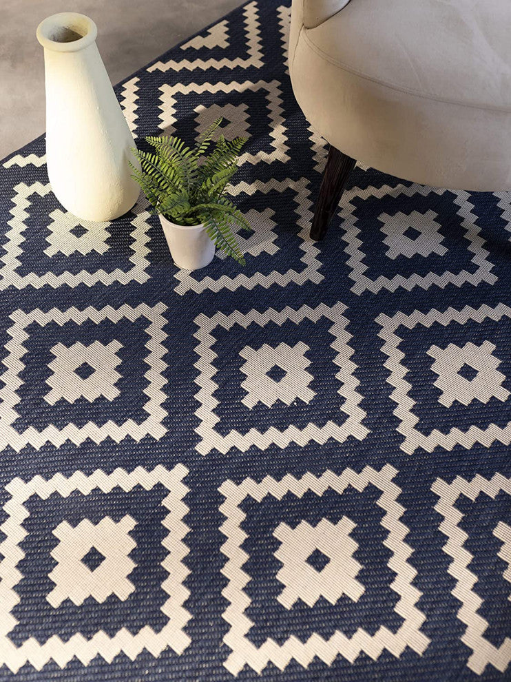 Outdoor Collection Accent Diamond Rug - Moroccan Rug, Navy, 7'10"x10'