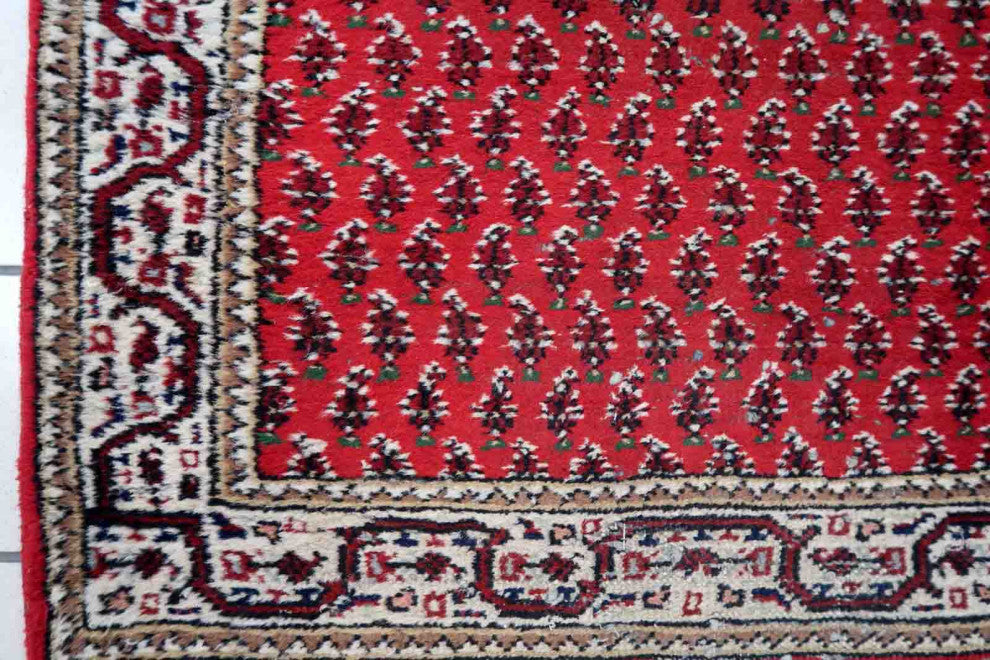 Handmade Vintage Indian Seraband Rug 3'x5.1', 93cmx158cm, 1970s