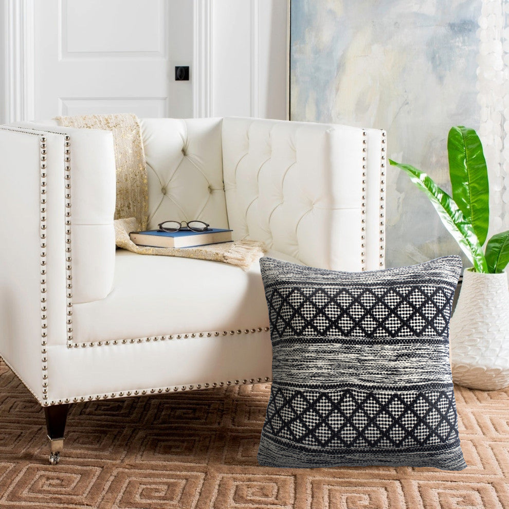 Farmhouse Diamond Geometric Throw Pillow