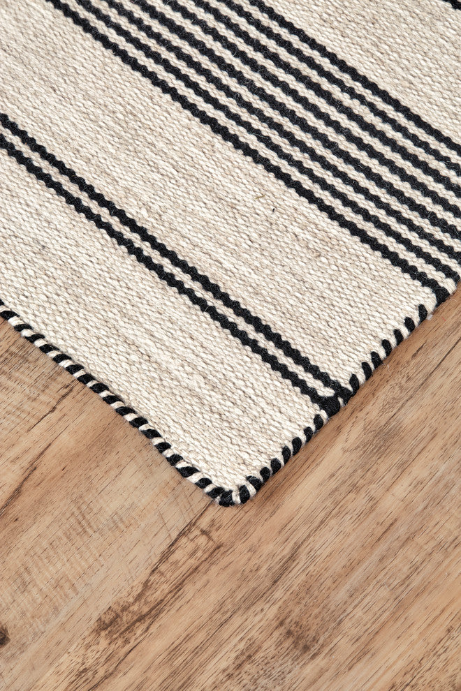 Weave & Wander Granberg Eco-Friendly PET Rug, Black, 4' X 6'