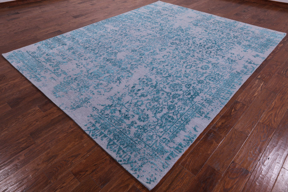 8' 1" X 10' 2" Persian Wool and Silk Hand-Knotted Rug Q6241