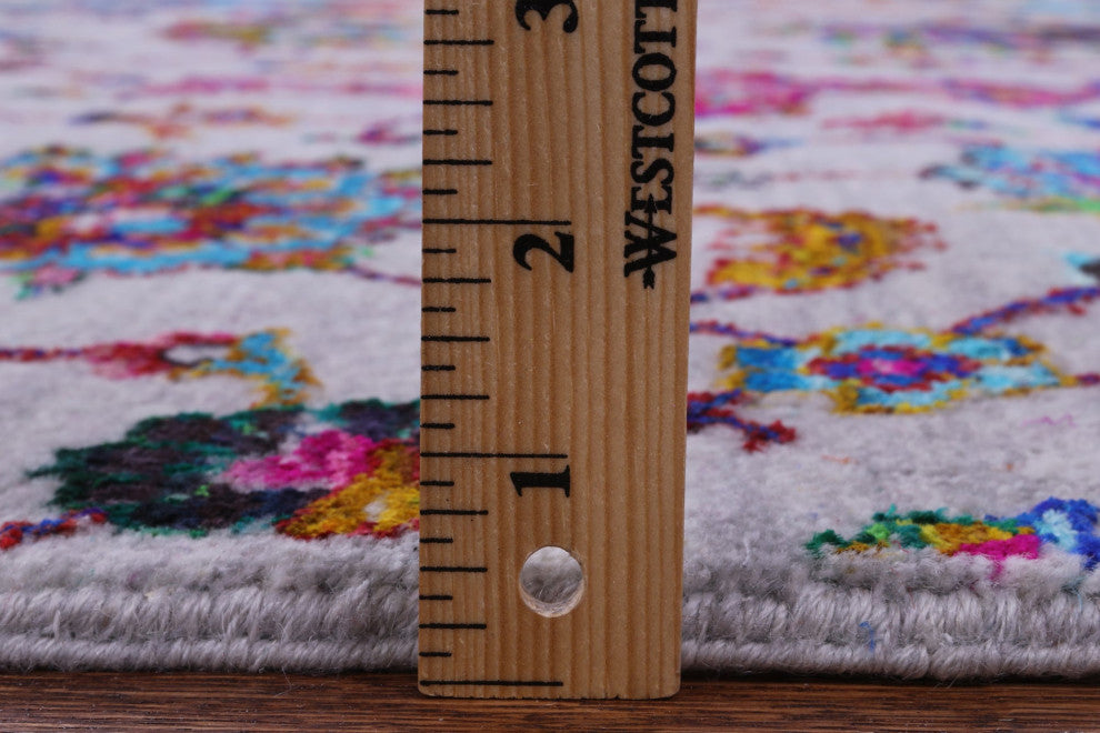 8' 1" X 10' 2" Handmade Wool & Silk Persian Rug - Q15576