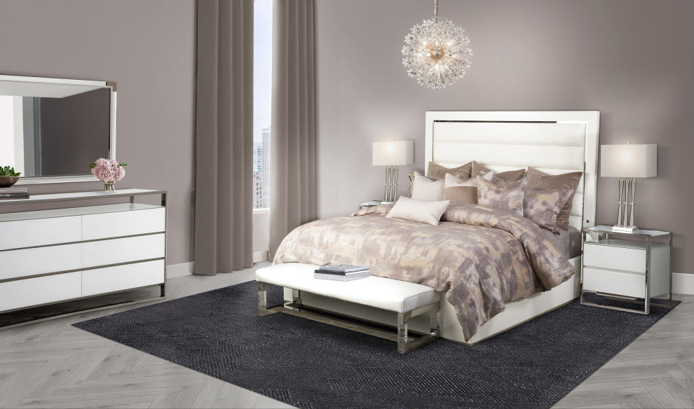 State St. Queen Tufted Panel Bed - Off White